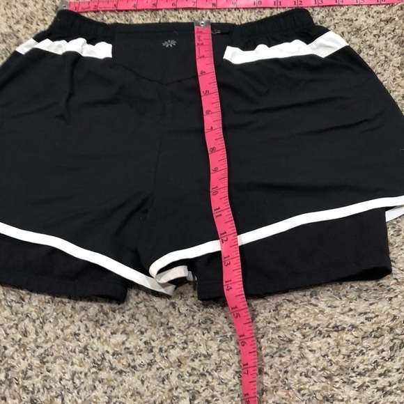 Athleta Hana Running Shorts Size Small Black - Picture 5 of 9